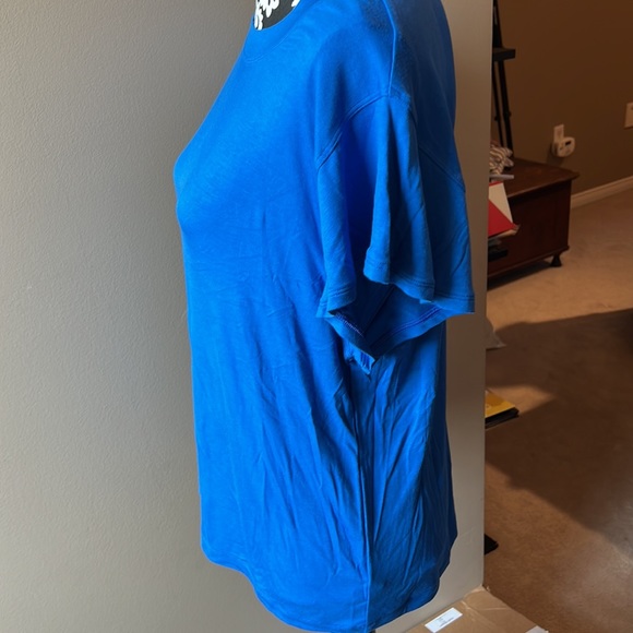Cabi Flutter Tee (style 6132) - Picture 6 of 9